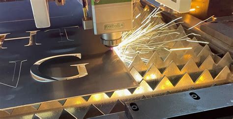 laser cutting stainless steel factory